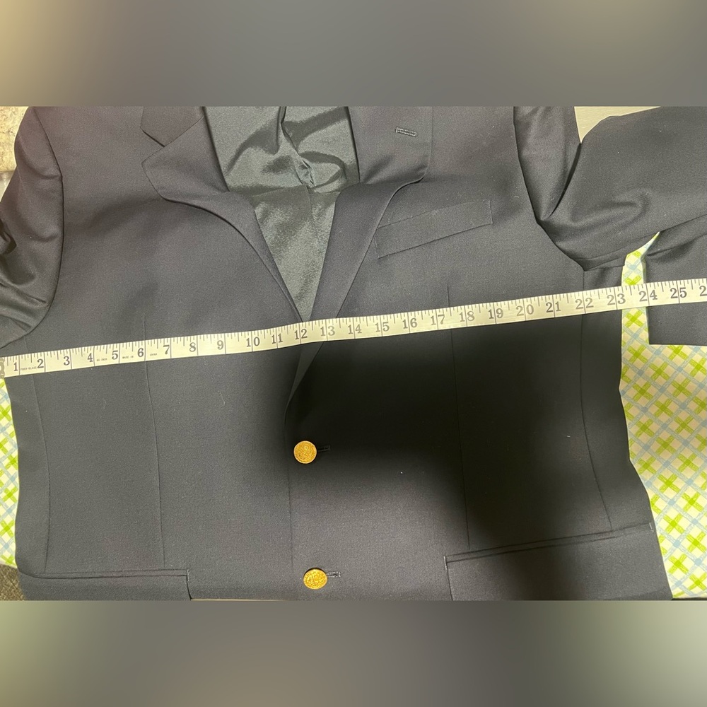 Ralph Lauren Navy Blue blazer w gold buttons 100% wool 42R worn once - Picture 16 of 16